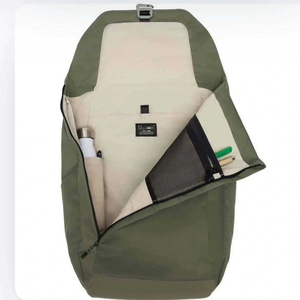 NWT WAYB Ready to Roam Backpack Onyx Black